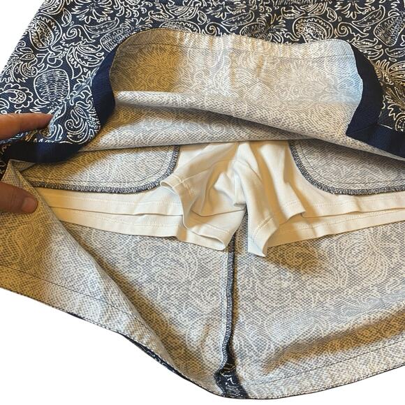 Vineyard Vines Paisley Pineapple Navy Mini Skort Shorts Inside Womens Size 4 - Picture 8 of 13